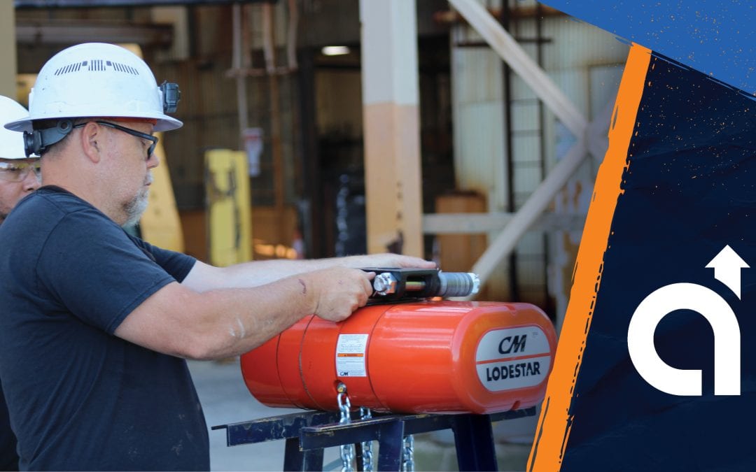 attract crane technicians